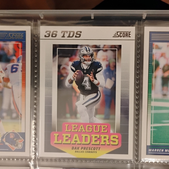 NFL Quarterback 9 Card Pack Assorted Mint Cards - Picture 5 of 16